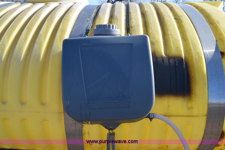 image for item BK9772 Liquid fertilizer cart