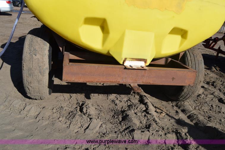 image for item BK9772 Liquid fertilizer cart