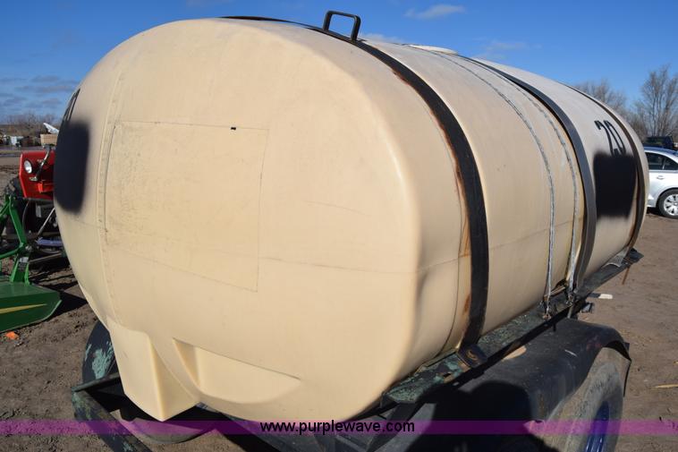 image for item BK9773 Liquid fertilizer cart