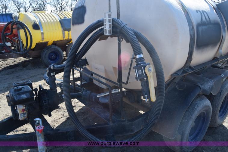 image for item BK9773 Liquid fertilizer cart