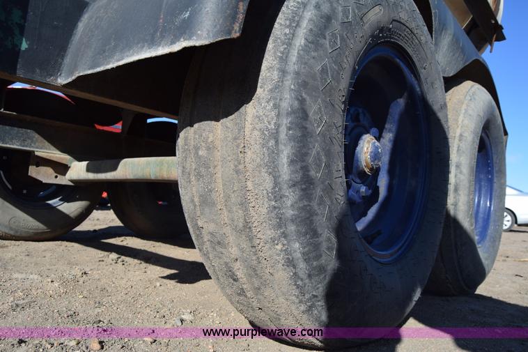 image for item BK9773 Liquid fertilizer cart