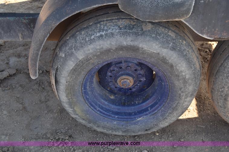 image for item BK9773 Liquid fertilizer cart