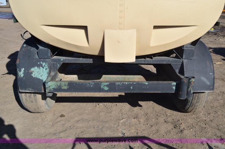 image for item BK9773 Liquid fertilizer cart