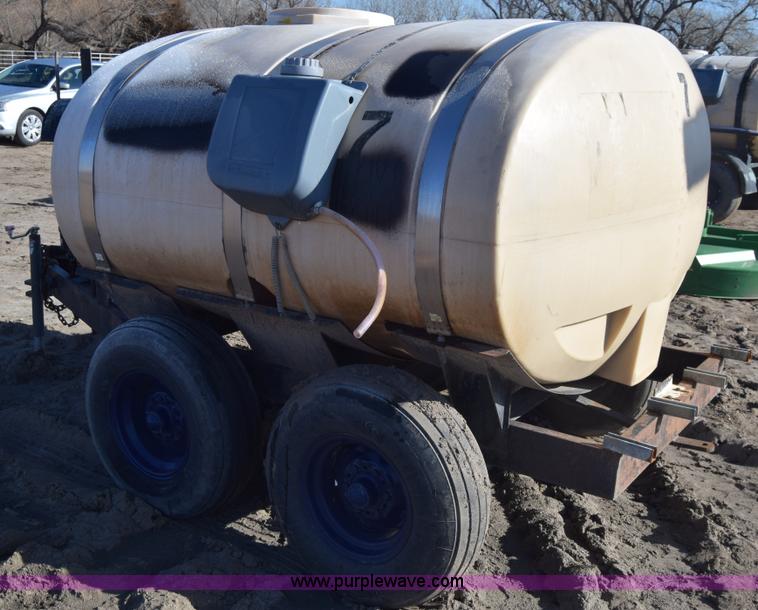 image for item BK9775 Liquid fertilizer cart