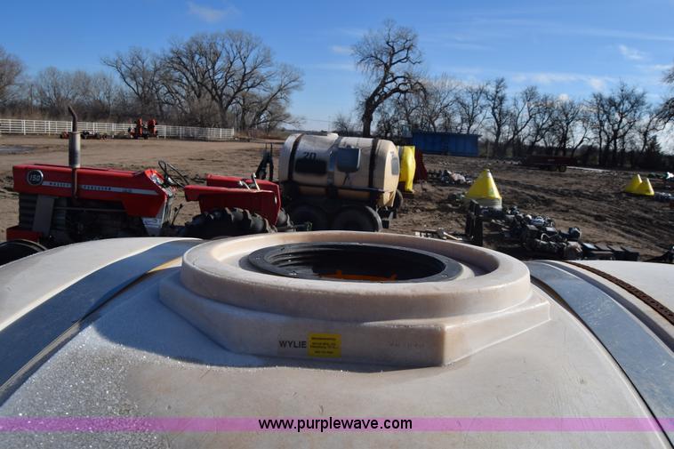 image for item BK9775 Liquid fertilizer cart