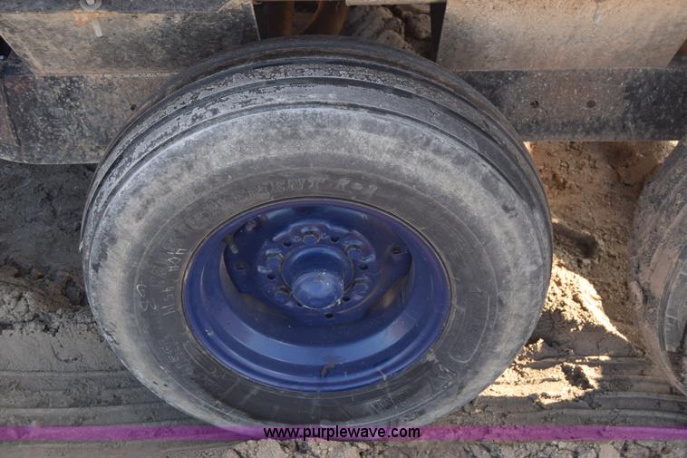 image for item BK9775 Liquid fertilizer cart