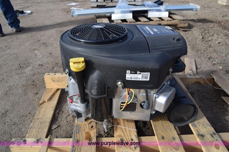 image for item BO9657 2013 Briggs & Stratton gas engine