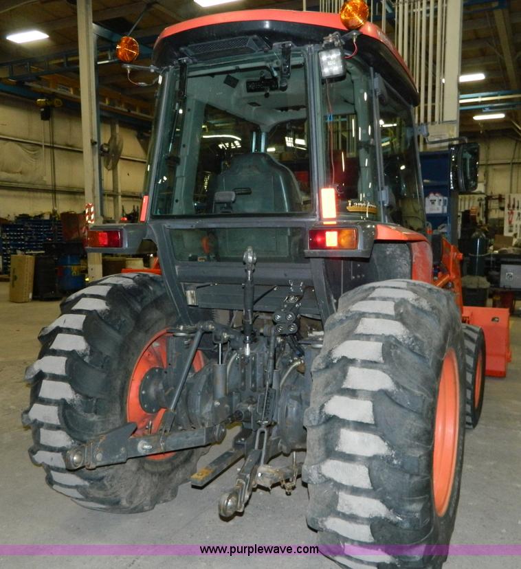 image for item BT9789 2011 Kubota L5740 MFWD tractor
