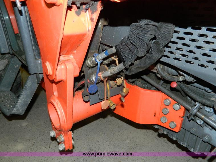 image for item BT9789 2011 Kubota L5740 MFWD tractor