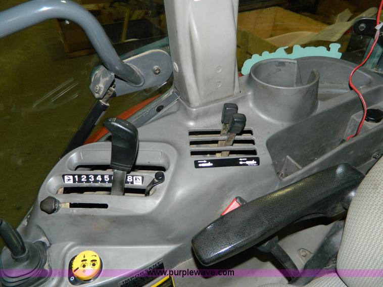 image for item BT9789 2011 Kubota L5740 MFWD tractor