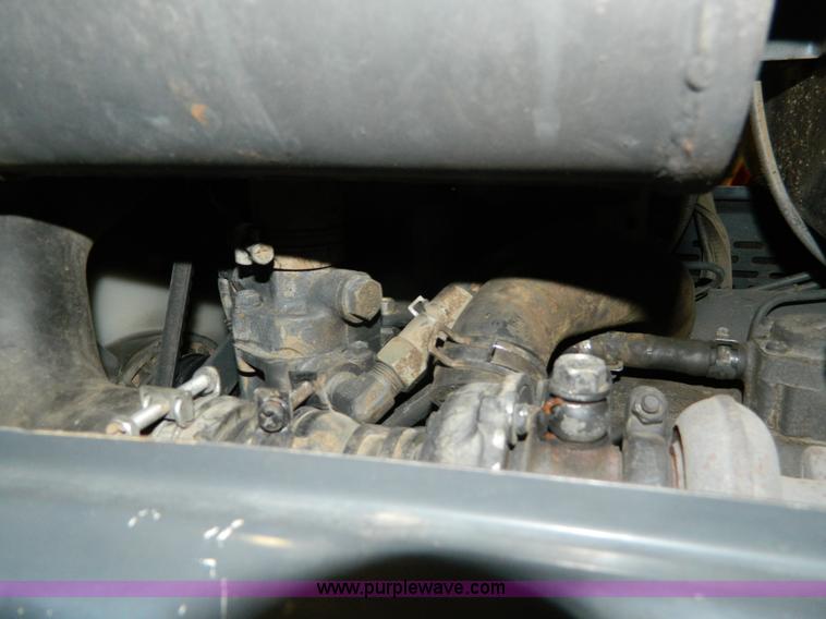 image for item BT9789 2011 Kubota L5740 MFWD tractor