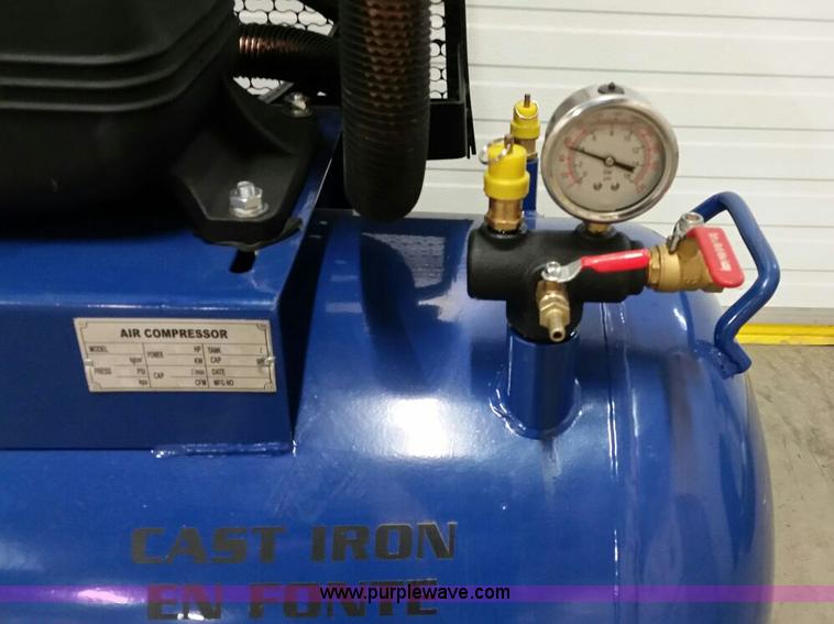 image for item E1381 2015 air compressor