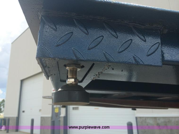 image for item E1384 Steel floor scale