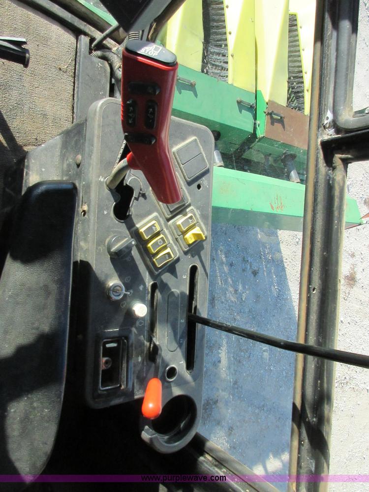 image for item I1823 1997 John Deere 7455 cotton stripper