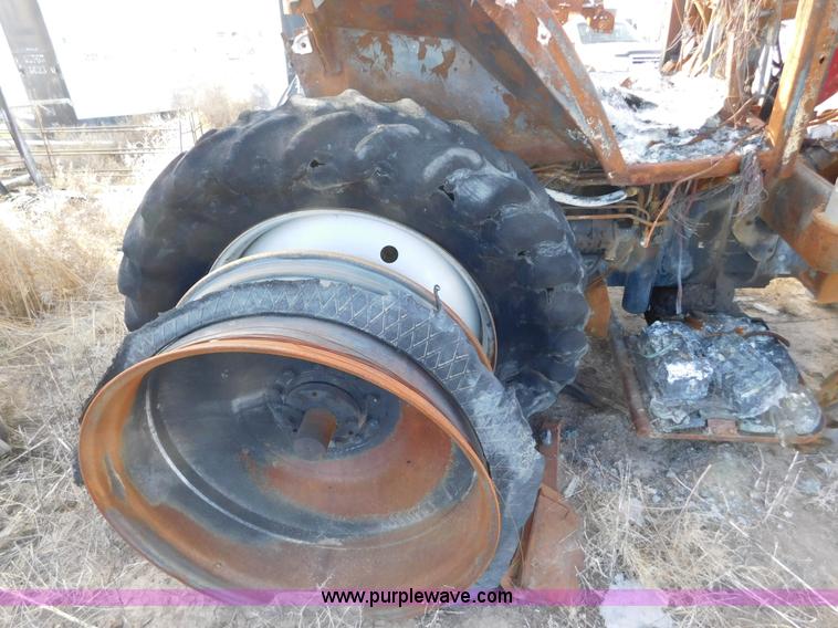 image for item J6833 1999 Case IH MX200 MFWD tractor