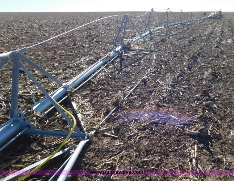 image for item J6834 2014 T-L center pivot irrigation system