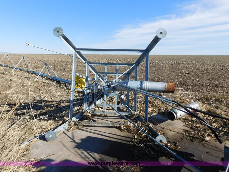 image for item J6834 2014 T-L center pivot irrigation system