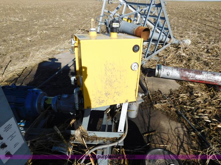 image for item J6834 2014 T-L center pivot irrigation system