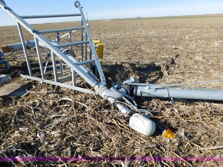image for item J6834 2014 T-L center pivot irrigation system