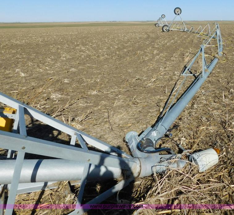image for item J6834 2014 T-L center pivot irrigation system