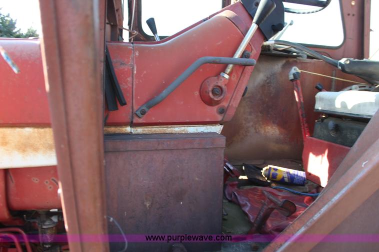 image for item K1241 International Farmall 756 tractor