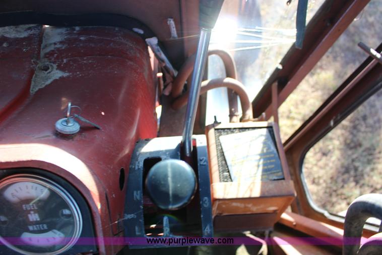 image for item K1241 International Farmall 756 tractor