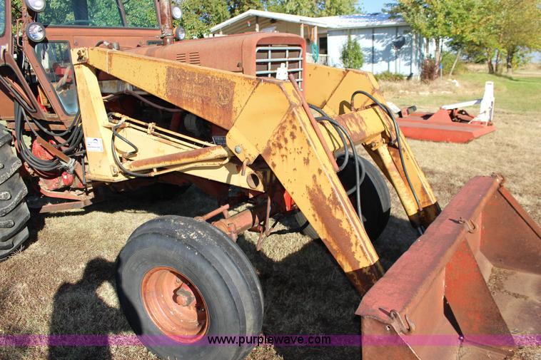 image for item K1241 International Farmall 756 tractor