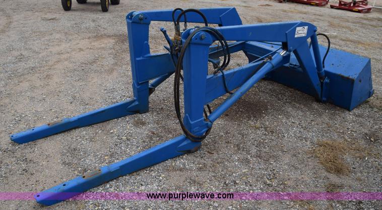 image for item L1021 Ford loader