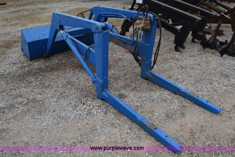 image for item L1021 Ford loader