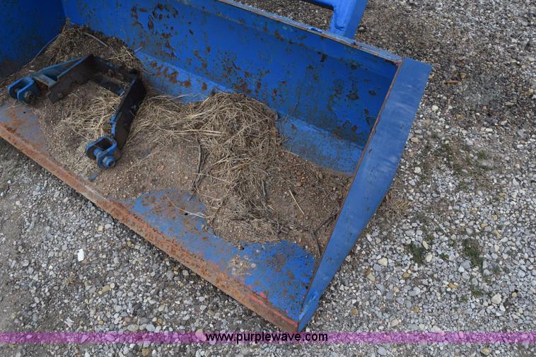 image for item L1021 Ford loader