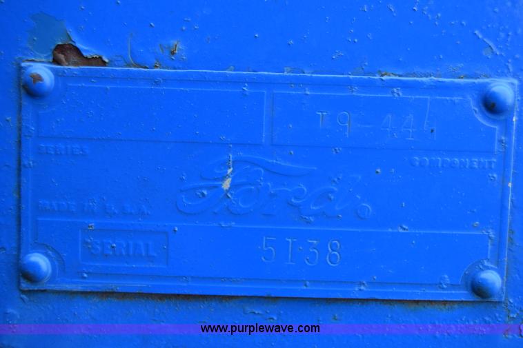 image for item L1021 Ford loader