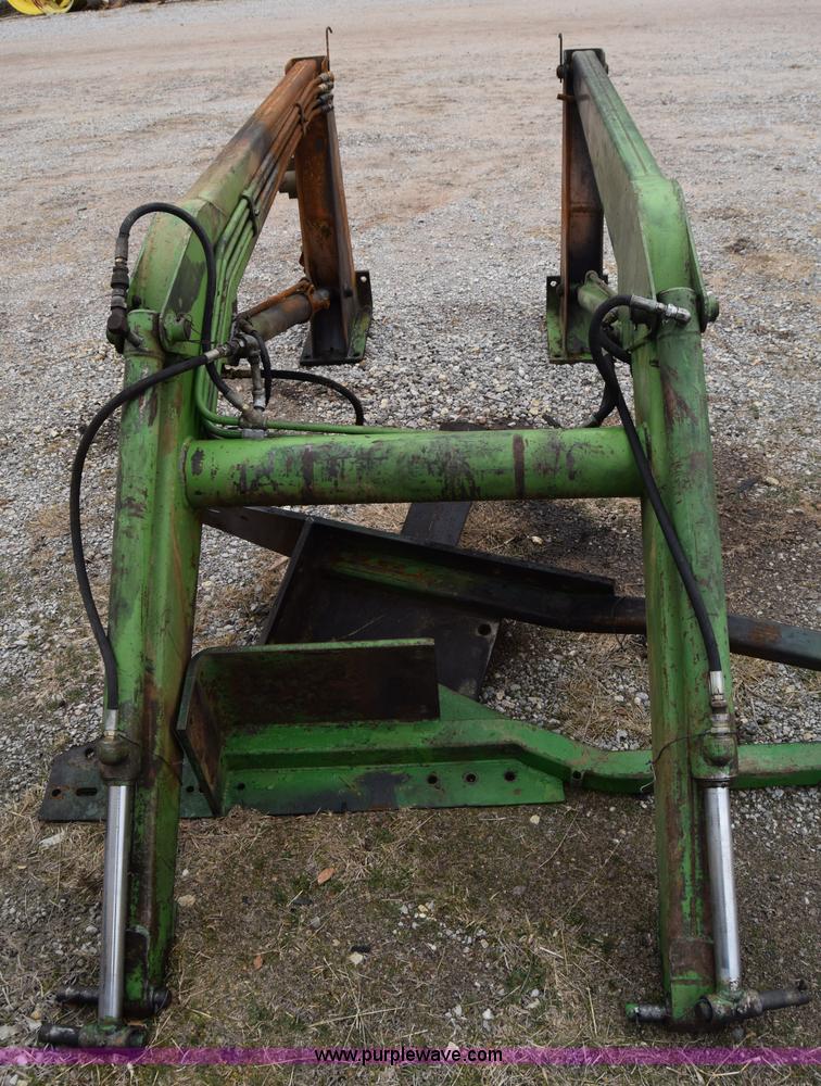 image for item L1024 John Deere loader