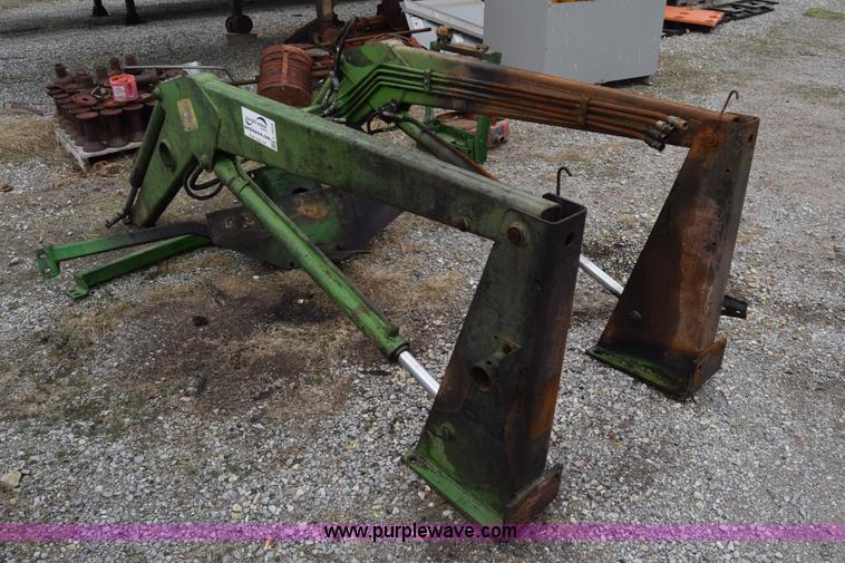 image for item L1024 John Deere loader