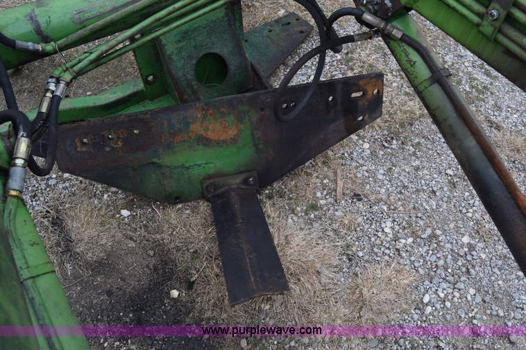 image for item L1024 John Deere loader
