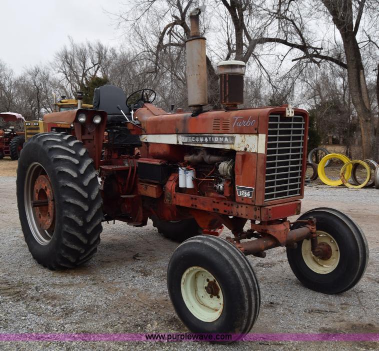 image for item L1025 International Farmall 1256 tractor