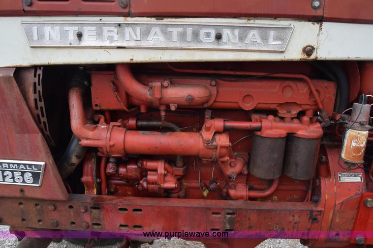image for item L1025 International Farmall 1256 tractor