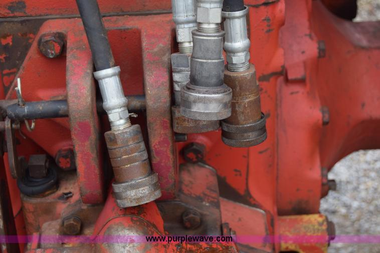 image for item L1025 International Farmall 1256 tractor