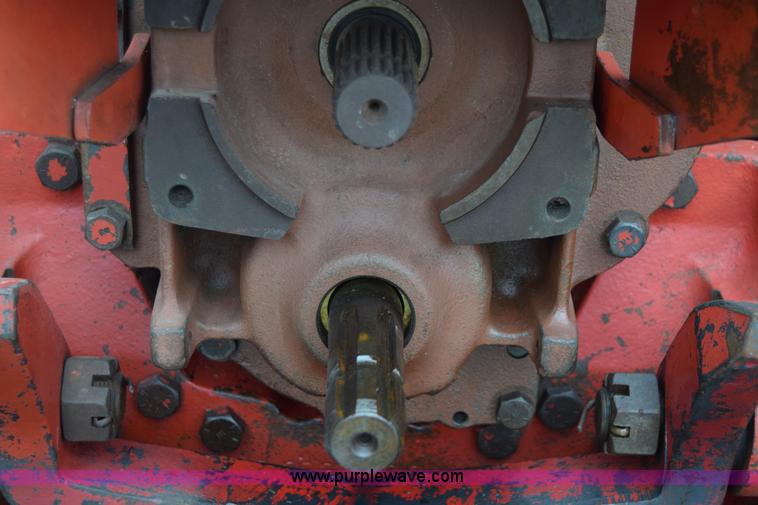 image for item L1025 International Farmall 1256 tractor