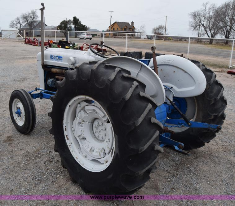 image for item L1026 Ford 4000 tractor