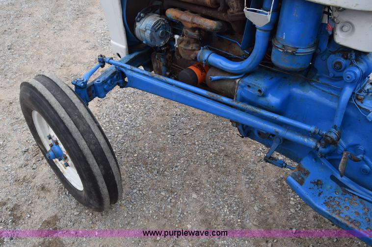 image for item L1026 Ford 4000 tractor