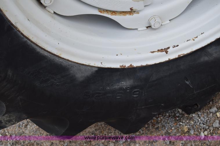 image for item L1026 Ford 4000 tractor