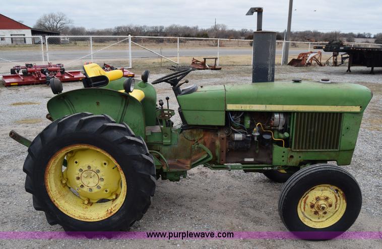image for item L1052 John Deere 1020 tractor