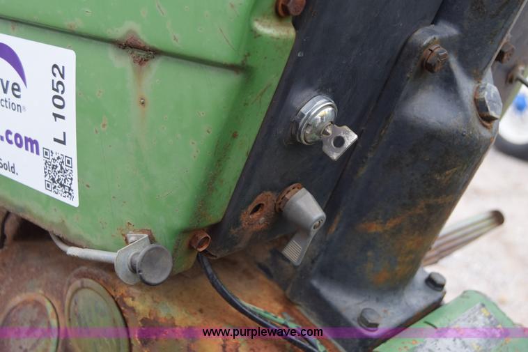 image for item L1052 John Deere 1020 tractor