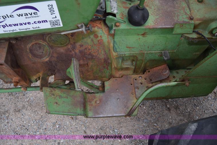 image for item L1052 John Deere 1020 tractor