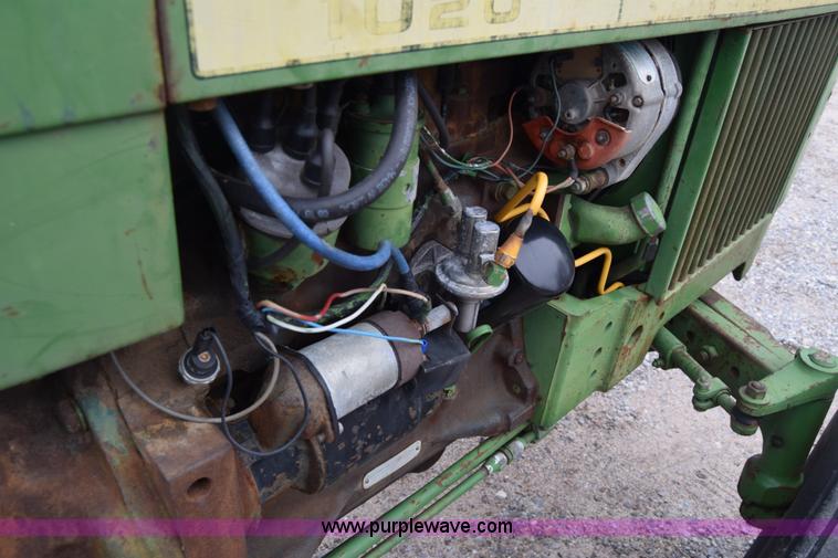 image for item L1052 John Deere 1020 tractor