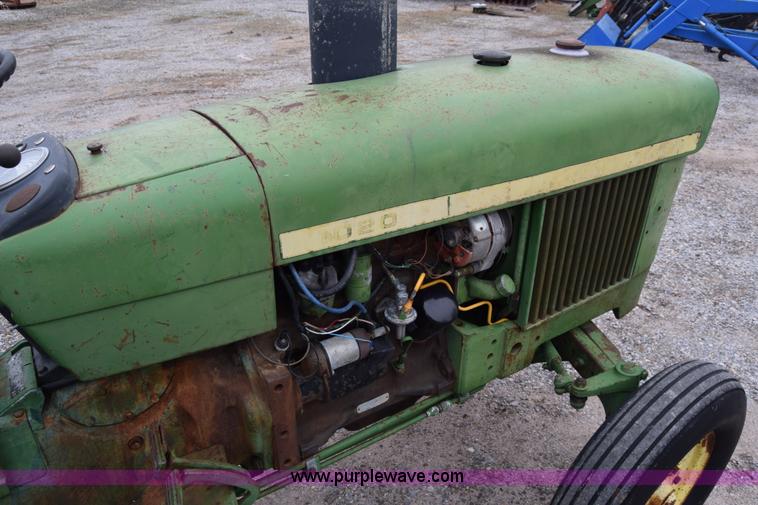 image for item L1052 John Deere 1020 tractor