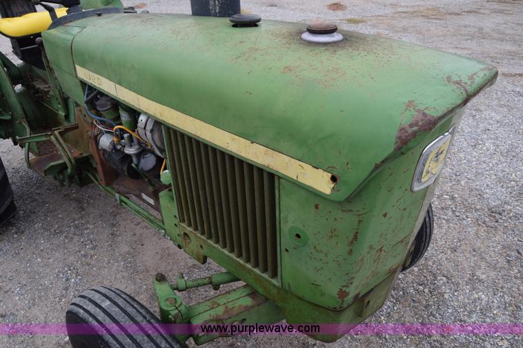 image for item L1052 John Deere 1020 tractor