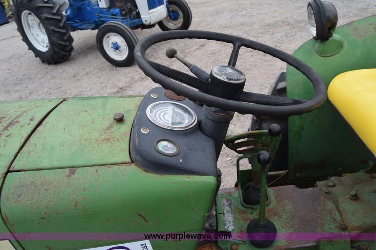image for item L1052 John Deere 1020 tractor
