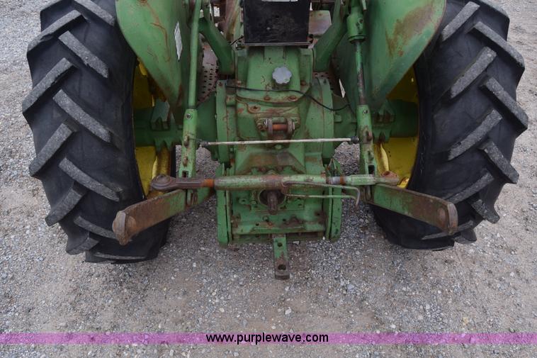 image for item L1052 John Deere 1020 tractor