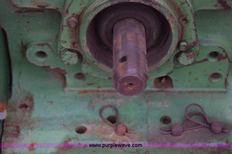 image for item L1052 John Deere 1020 tractor